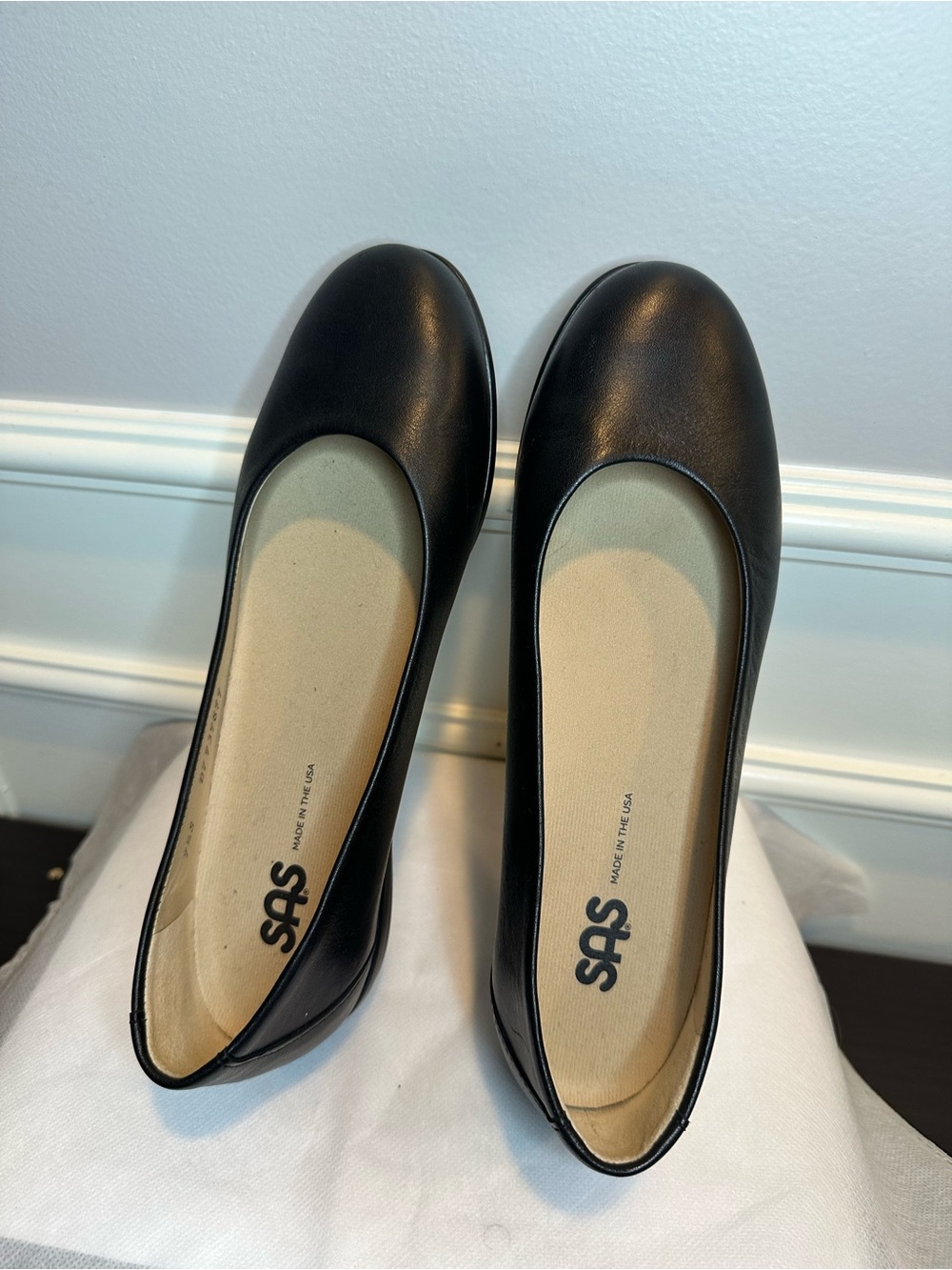 SAS Women’s Black Leather Casual Ballet Flats size 7.5 S